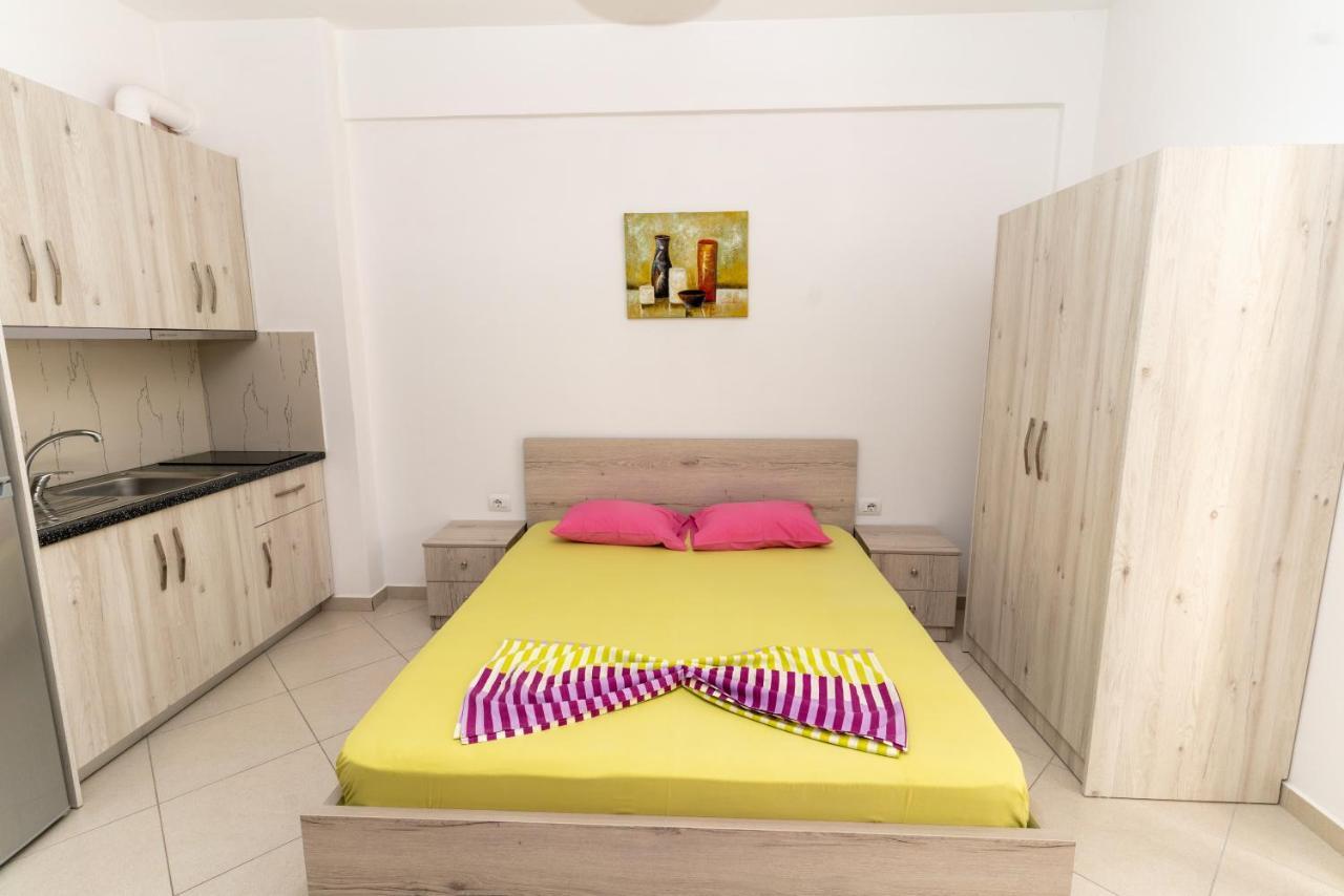 Sheme'S Apartments Sarande Exterior photo