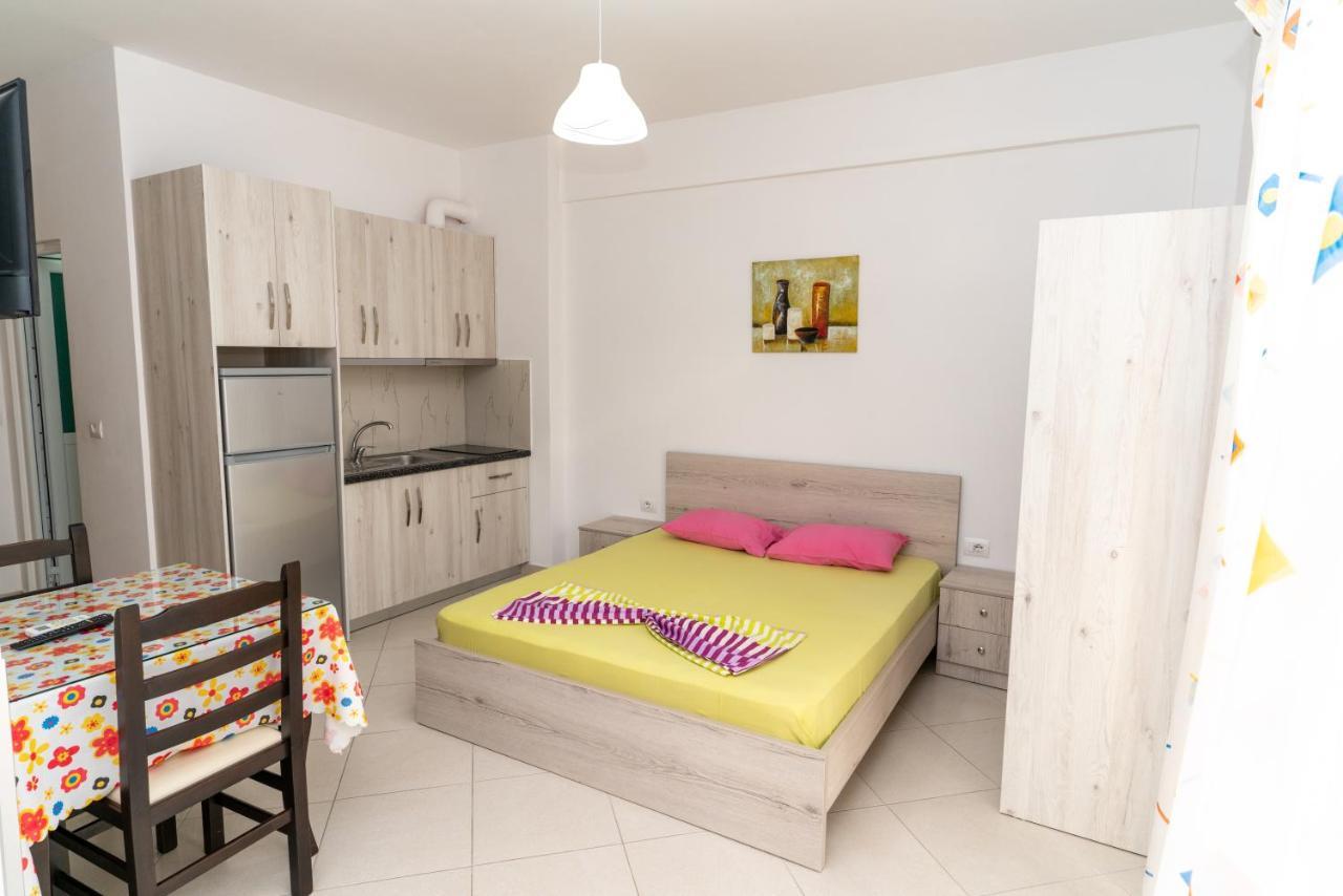 Sheme'S Apartments Sarande Exterior photo