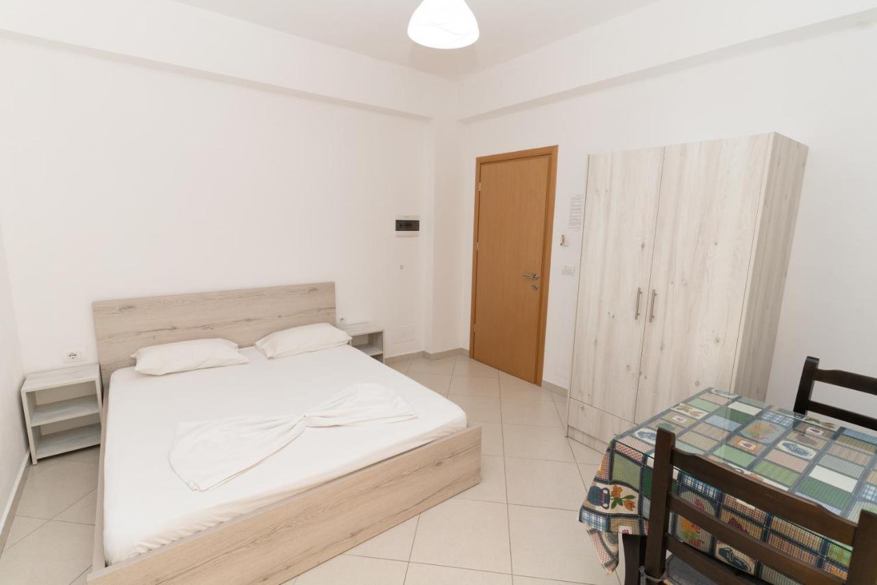 Sheme'S Apartments Sarande Exterior photo