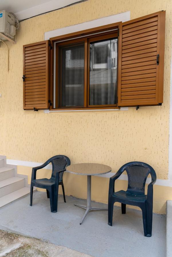 Sheme'S Apartments Sarande Exterior photo