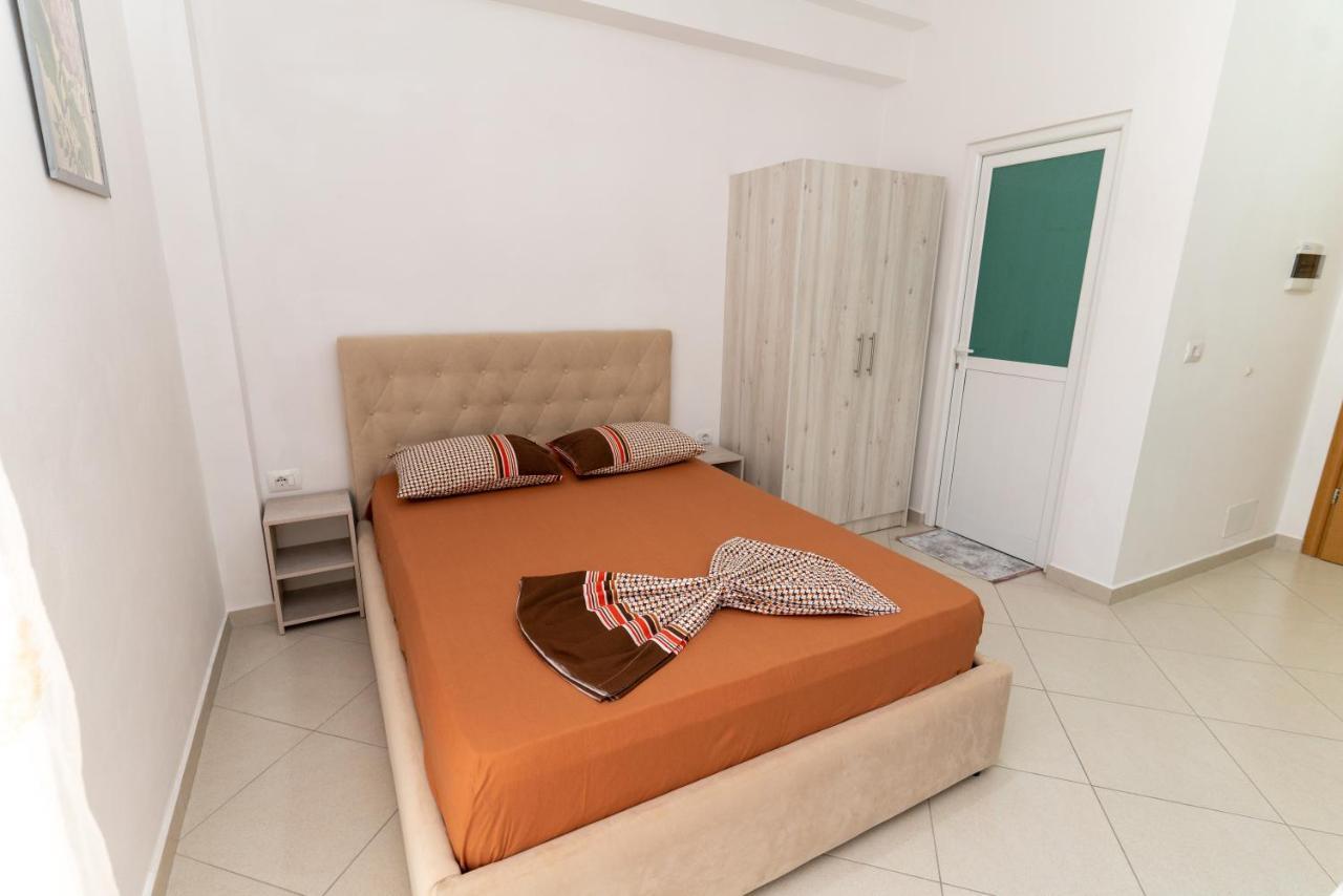 Sheme'S Apartments Sarande Exterior photo